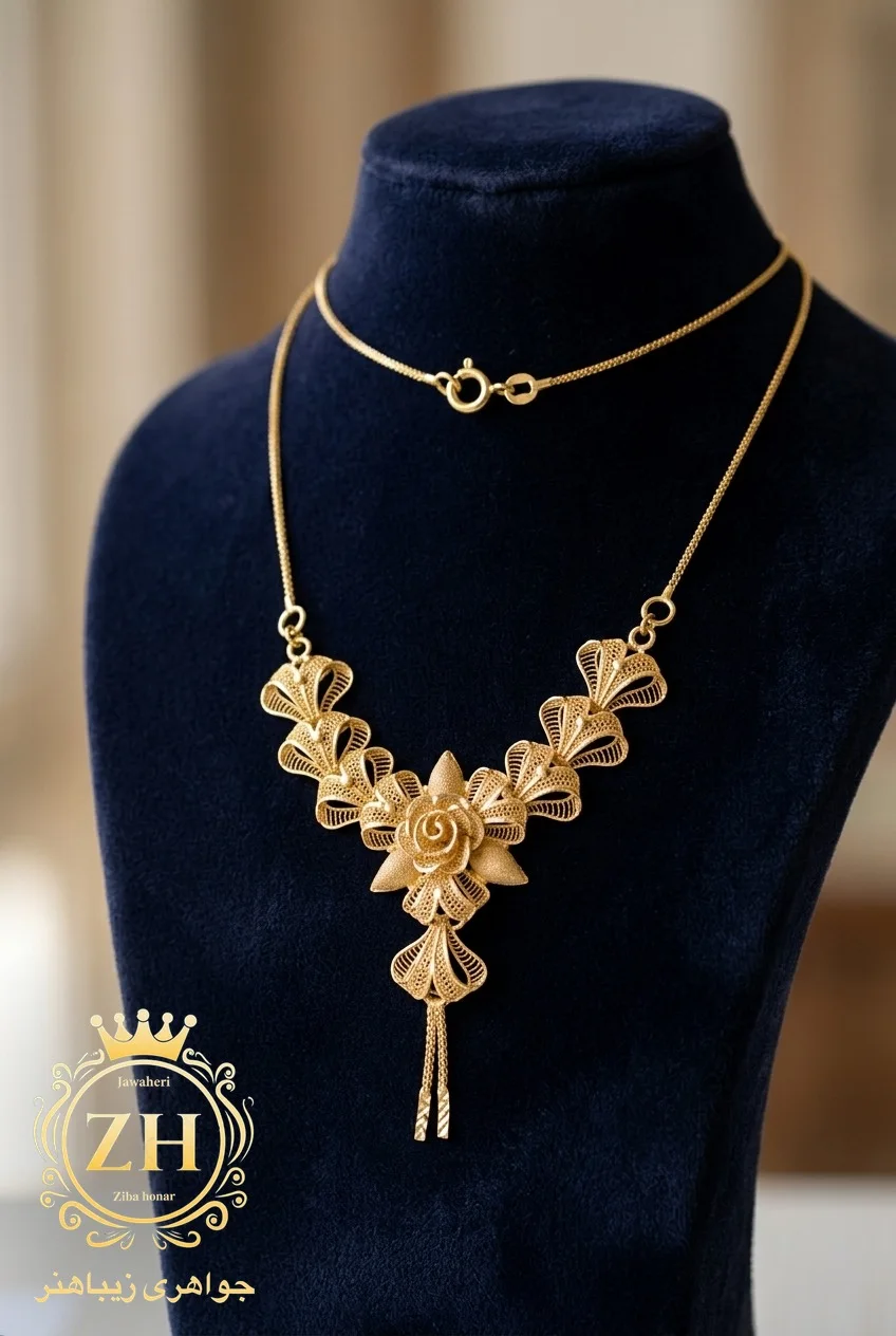 گردنبند پنج شیر طلا ۱۸ عیار، وزن ۹٫۷۷ گرم، بخش طلای کم‌اجرت جواهری زیباهنر